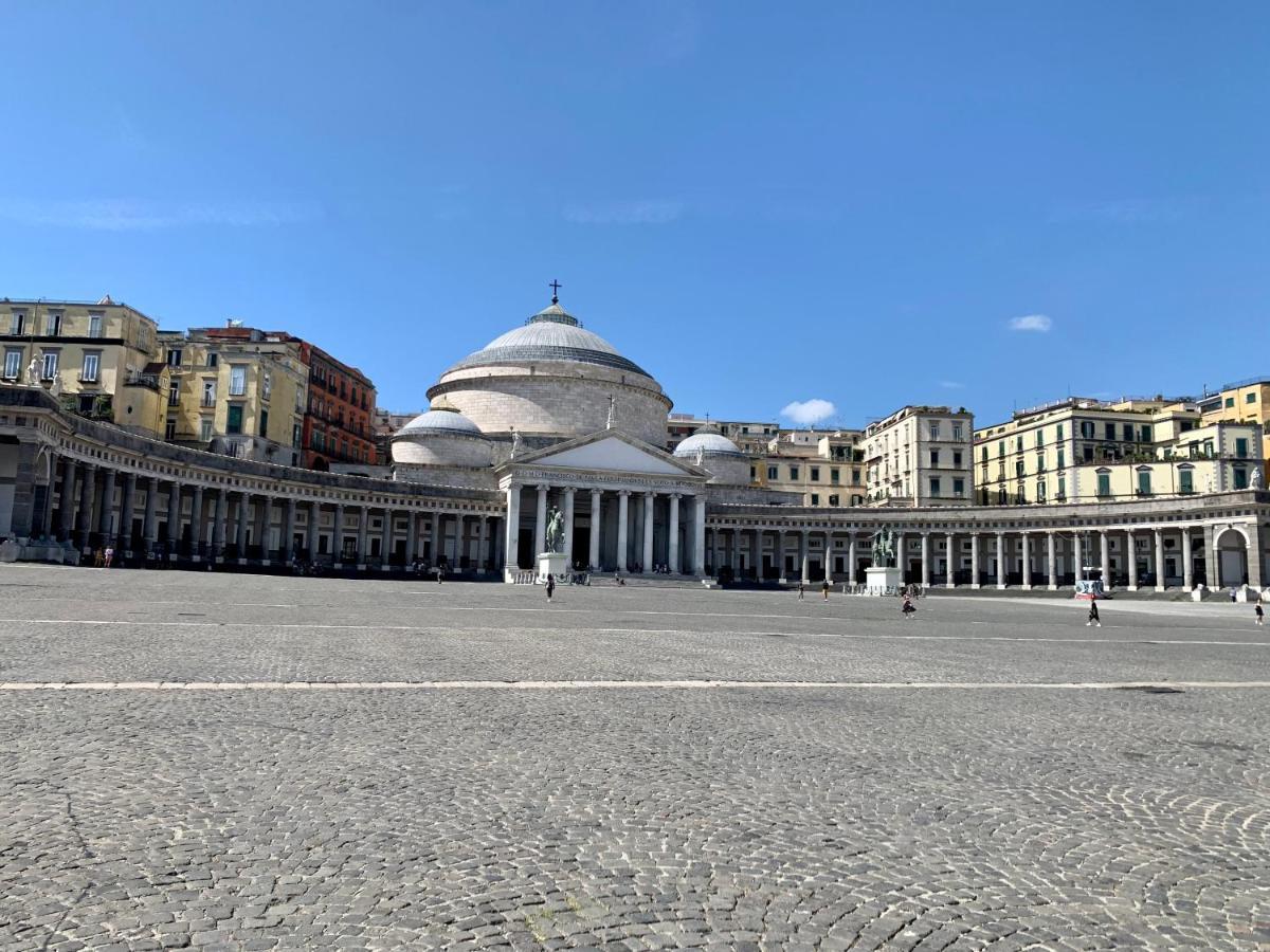La Casetta Ai Gradoni Di Chiaia เนเปิลส์ ภายนอก รูปภาพ